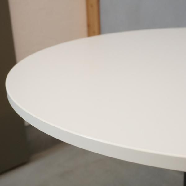 Vitra(ヴィトラ)社のBistro table(ビストロテーブル) ホワイト Vitra(ヴィトラ)社のBistro table(ビストロテーブル) ホワイト