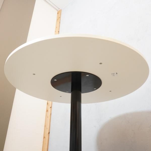 Vitra(ヴィトラ)社のBistro table(ビストロテーブル) ホワイト Vitra(ヴィトラ)社のBistro table(ビストロテーブル) ホワイト