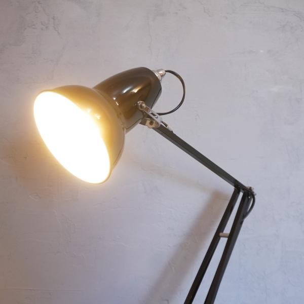 英国のブランドANGLEPOISE(アングルポイズ)のOriginal 1227