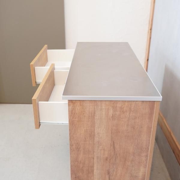 DAIMARU(家具の大丸)のCretty(クレッティ)間仕切りカウンター DAIMARU(家具の大丸)のCretty(クレッティ)間仕切りカウンター