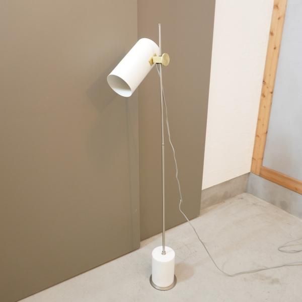DI CLASSE(ディクラッセ)のBinario floor lamp(ビナーリオ DI CLASSE(ディクラッセ)のBinario floor lamp(ビナーリオ