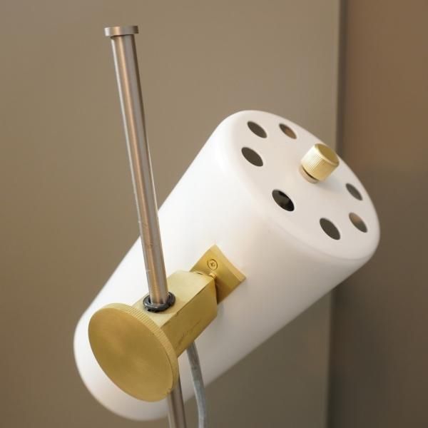 DI CLASSE(ディクラッセ)のBinario floor lamp(ビナーリオ DI CLASSE(ディクラッセ)のBinario floor lamp(ビナーリオ
