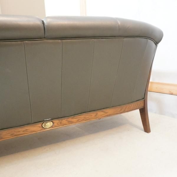 Karimoku(カリモク家具)のコロニアルシリーズの高級ラインGRAND Karimoku(カリモク家具)のコロニアルシリーズの高級ラインGRAND