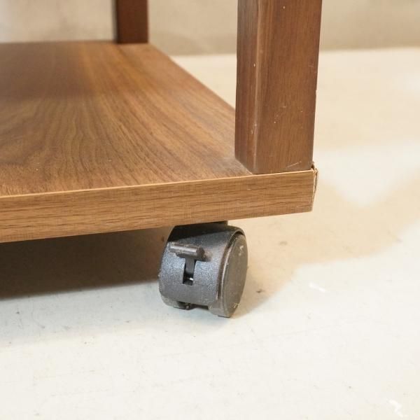 人気の無印良品(MUJI)のウォールナット材 カップボードです 人気の無印良品(MUJI)のウォールナット材 カップボードです