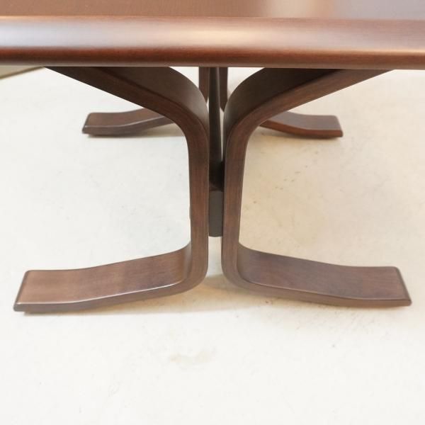 FUJI FURNITURE(冨士ファニチア)よりバーチ材のサイドテーブル FUJI FURNITURE(冨士ファニチア)よりバーチ材のサイドテーブル