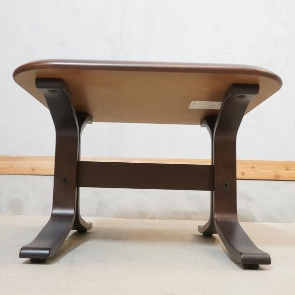 FUJI FURNITURE(冨士ファニチア)よりバーチ材のサイドテーブル FUJI FURNITURE(冨士ファニチア)よりバーチ材のサイドテーブル