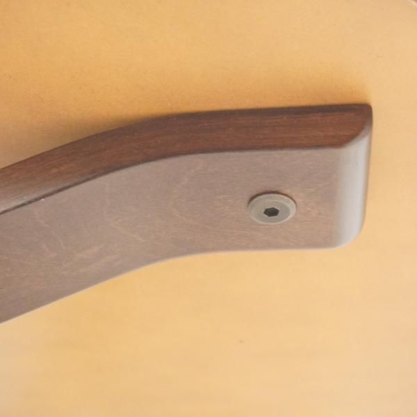 FUJI FURNITURE(冨士ファニチア)よりバーチ材のサイドテーブル