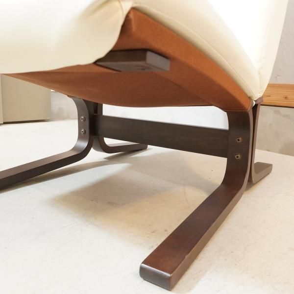 FUJI FURNITURE(冨士ファニチア)の曲木を使用したAgio(アージオ FUJI FURNITURE(冨士ファニチア)の曲木を使用したAgio(アージオ