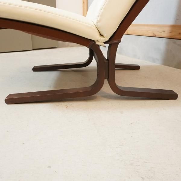 FUJI FURNITURE(冨士ファニチア)の曲木を使用したAgio(アージオ FUJI FURNITURE(冨士ファニチア)の曲木を使用したAgio(アージオ