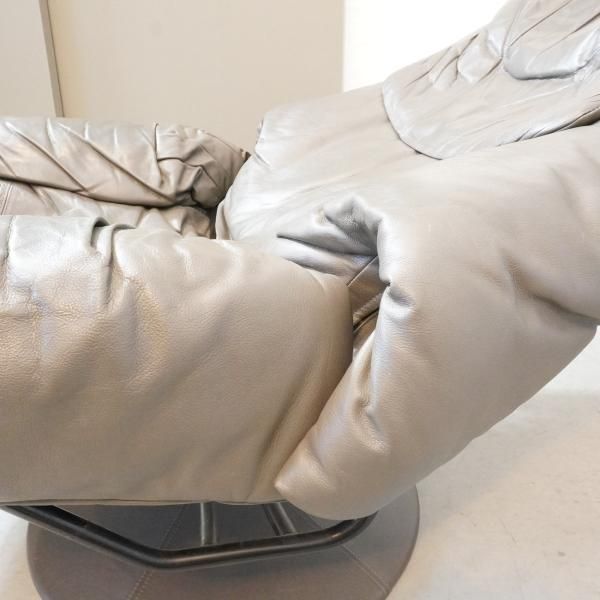 北欧ノルウェーのメーカーEKORNES(エコーネス)社の稀少な 北欧ノルウェーのメーカーEKORNES(エコーネス)社の稀少な