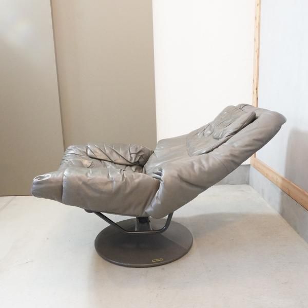 北欧ノルウェーのメーカーEKORNES(エコーネス)社の稀少な 北欧ノルウェーのメーカーEKORNES(エコーネス)社の稀少な