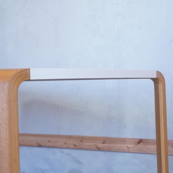 Tendo(天童木工)より建築家 坂倉準三の研究所がデザインした Tendo(天童木工)より建築家 坂倉準三の研究所がデザインした