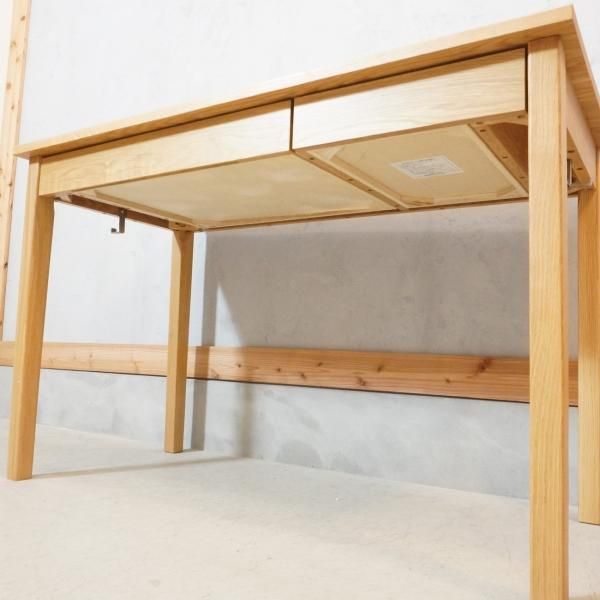 人気のMUJI(無印良品)のオーク材パーソナルデスク/引き出し付き 人気のMUJI(無印良品)のオーク材パーソナルデスク/引き出し付き