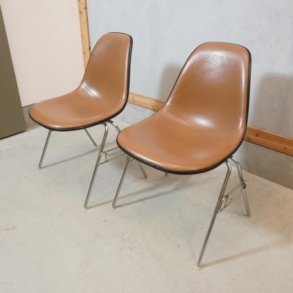 Hermanmiller(ハーマンミラー)社のイームズ スタッキングベース Hermanmiller(ハーマンミラー)社のイームズ スタッキングベース