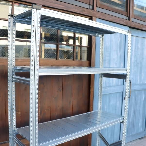 イタリア発祥の業務用シェルフ収納ブランド METALSISTEM(メタル