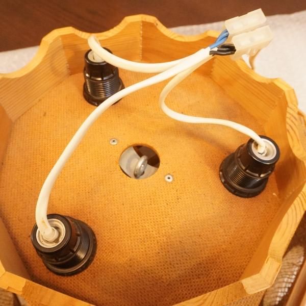 レトロで可愛らしいデザインの北欧デンマーク製 パイン材 レトロで可愛らしいデザインの北欧デンマーク製 パイン材