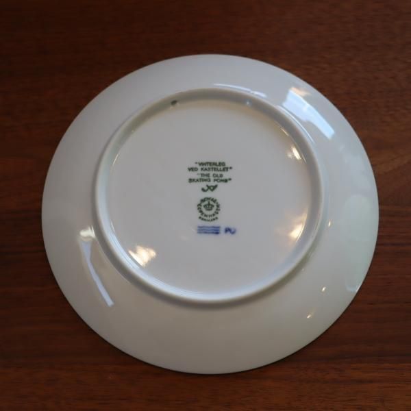 デンマークの陶磁器メーカーRoyal Copenhagen(ロイヤル デンマークの陶磁器メーカーRoyal Copenhagen(ロイヤル
