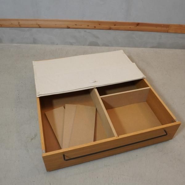 無印良品(MUJI)のオーク材 ベッドフレーム下収納引き出しです 無印良品(MUJI)のオーク材 ベッドフレーム下収納引き出しです