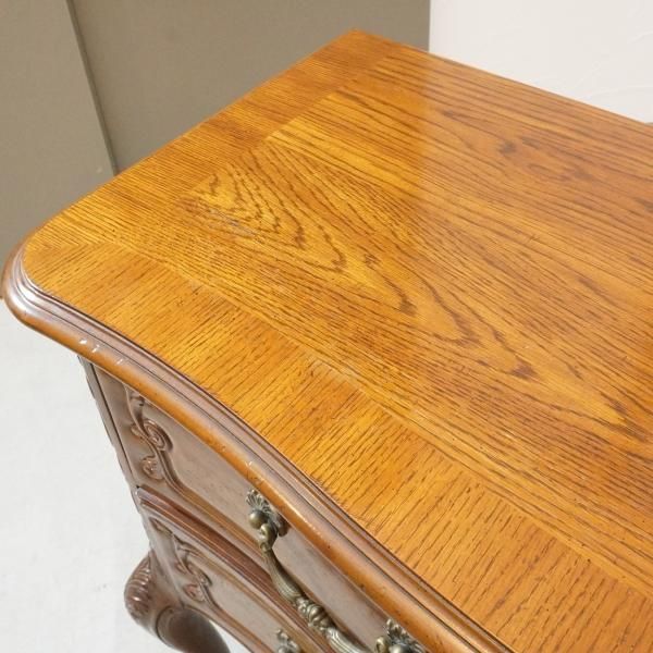 Drexel Heritage(ドレクセル ヘリテイジ)のAVALLON コンソール Drexel Heritage(ドレクセル ヘリテイジ)のAVALLON コンソール
