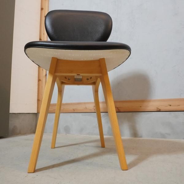 IDEE(イデー)で取り扱われている長大作デザインのダイニング IDEE(イデー)で取り扱われている長大作デザインのダイニング
