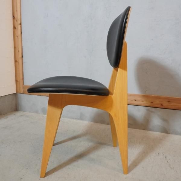 IDEE(イデー)で取り扱われている長大作デザインのダイニング IDEE(イデー)で取り扱われている長大作デザインのダイニング