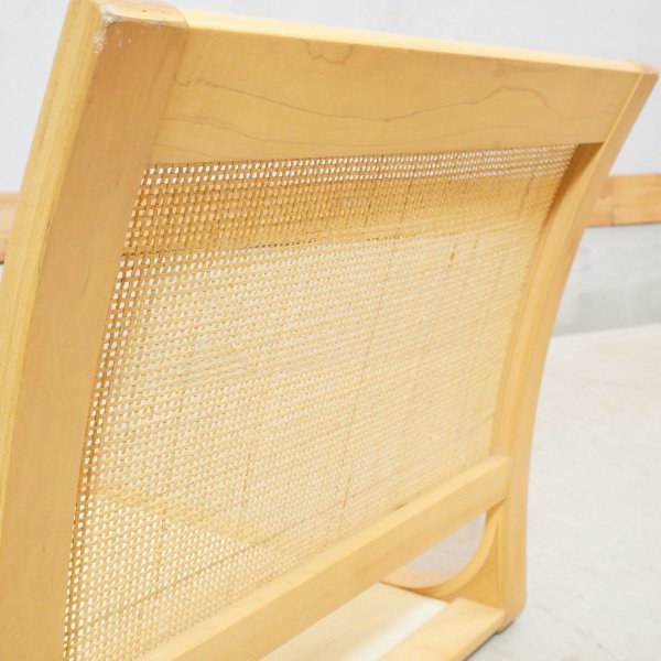 天童木工(TENDO)の原好輝デザインの座椅子/T-5559-ST  2脚セットです！メープル材とラタンのナチュラル感とレトロな雰囲気は和室はもちろん洋リビングなどにもおススメのローチェアーです。 - kokoelma　 -ココエルマ- 