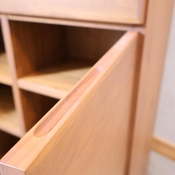 ACTUS(アクタス)で取り扱われているSHINE SHELF DOOR CABINET ACTUS(アクタス)で取り扱われているSHINE SHELF DOOR CABINET
