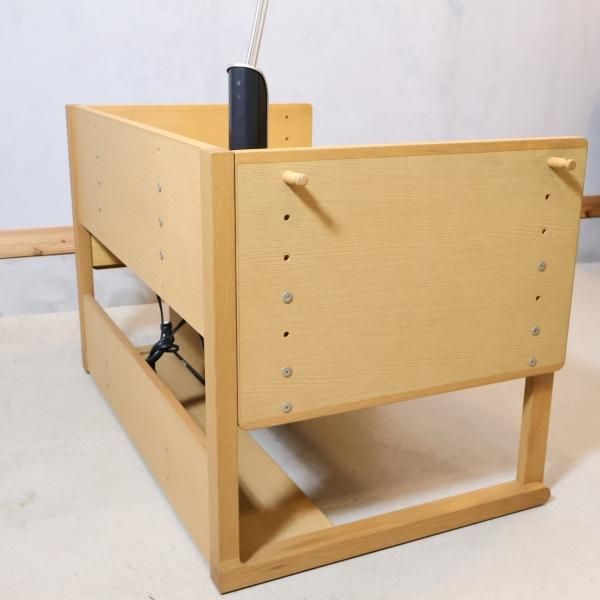 karimoku(カリモク)とBenesse(ベネッセ)のコラボ商品 karimoku(カリモク)とBenesse(ベネッセ)のコラボ商品