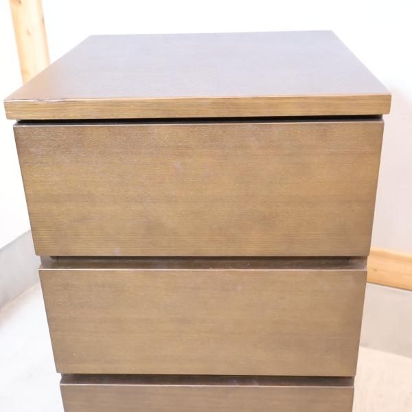 人気の無印良品(MUJI)のタモ材を使用した木製チェスト・4段です 人気の無印良品(MUJI)のタモ材を使用した木製チェスト・4段です