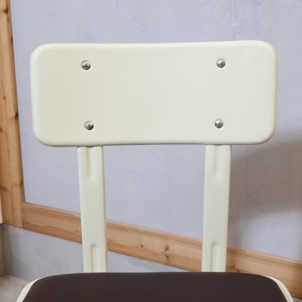 DULTON(ダルトン)のインダストリアルな雰囲気のスタンダードチェアです。座面のシートにはクッション性があり、見た目よりも快適な座り心地のサイドチェア 。ダイニングやデスクの椅子としてもオススメです♪ - kokoelma -ココエルマ- 雑貨・中古家具・北欧家具 