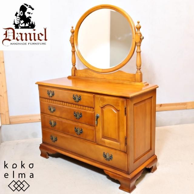 DANIEL(横浜ダニエル) - kokoelma -ココエルマ- 雑貨・中古家具 DANIEL(横浜ダニエル) - kokoelma -ココエルマ- 雑貨・中古家具