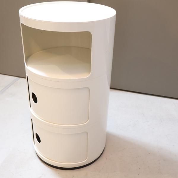 イタリアのメーカーKartell(カルテル)社の人気の定番商品