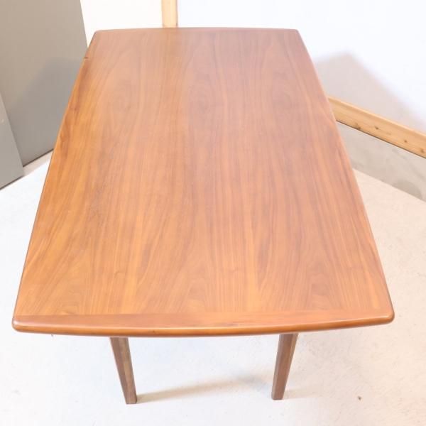 unico(ウニコ)のヴィンテージテイストに仕上げられたNORD(ノルド