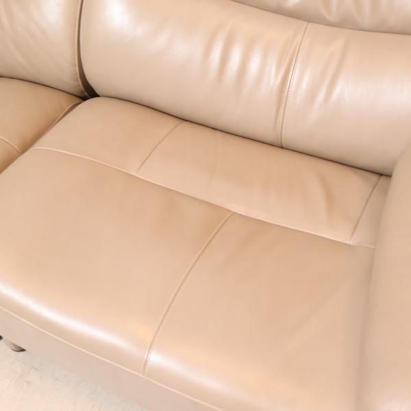 値下げ/karimoku(カリモク家具)より本革を使用した ZU42モデル 2 値下げ/karimoku(カリモク家具)より本革を使用した ZU42モデル 2