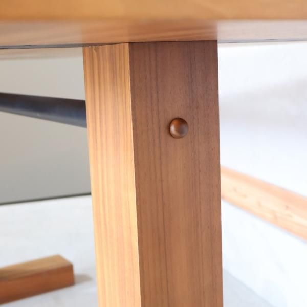 アクタス　ウォールナット　OWN-F ダイニングテーブル　180cm ACTUS(アクタス) OWN-F(オウン エフ) ダイニングテーブルです