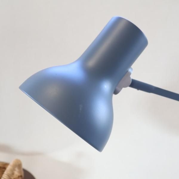 英国のブランドANGLEPOISE(アングルポイズ)のType75 MINI デスク 英国のブランドANGLEPOISE(アングルポイズ)のType75 MINI デスク