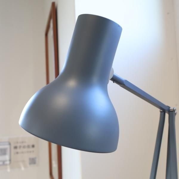 英国のブランドANGLEPOISE(アングルポイズ)のType75 MINI デスク 英国のブランドANGLEPOISE(アングルポイズ)のType75 MINI デスク