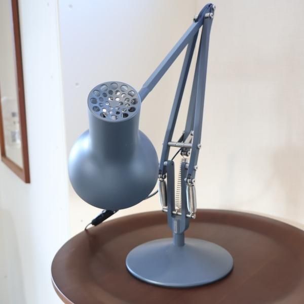 英国のブランドANGLEPOISE(アングルポイズ)のType75 MINI デスク 英国のブランドANGLEPOISE(アングルポイズ)のType75 MINI デスク