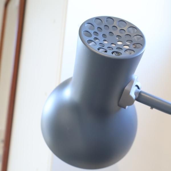 英国のブランドANGLEPOISE(アングルポイズ)のType75 MINI デスク 英国のブランドANGLEPOISE(アングルポイズ)のType75 MINI デスク