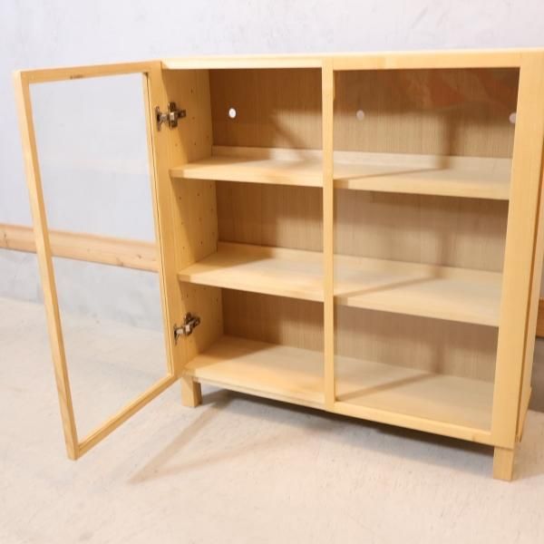 人気の無印良品(MUJI)のタモ材 キャビネット・ガラス扉です 人気の無印良品(MUJI)のタモ材 キャビネット・ガラス扉です