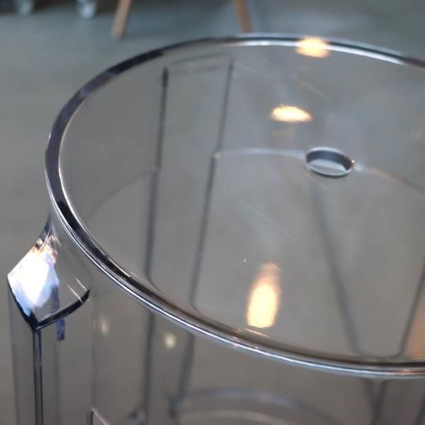 イタリアのデザイナーズ家具ブランドKartell(カルテル)のCHARLES イタリアのデザイナーズ家具ブランドKartell(カルテル)のCHARLES
