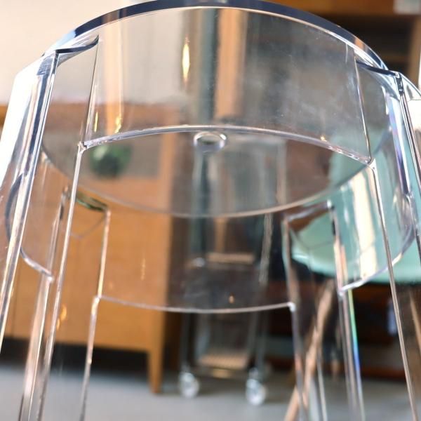 イタリアのデザイナーズ家具ブランドKartell(カルテル)のCHARLES イタリアのデザイナーズ家具ブランドKartell(カルテル)のCHARLES