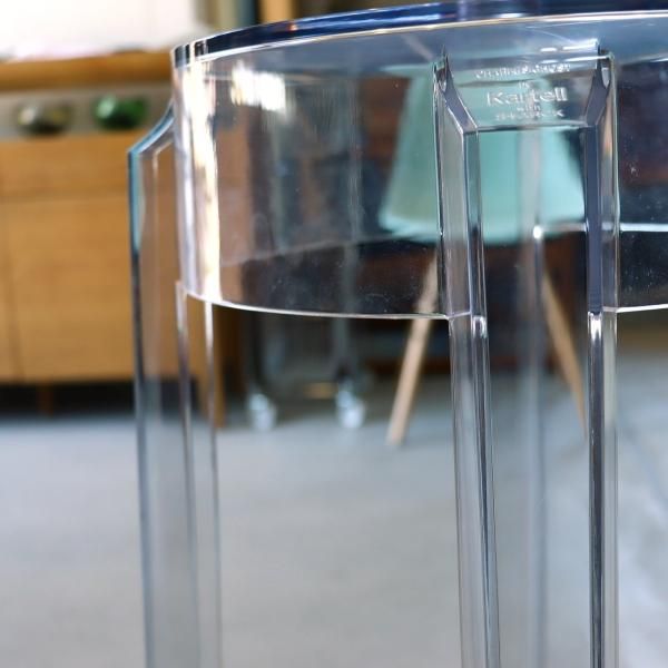 イタリアのデザイナーズ家具ブランドKartell(カルテル)のCHARLES イタリアのデザイナーズ家具ブランドKartell(カルテル)のCHARLES
