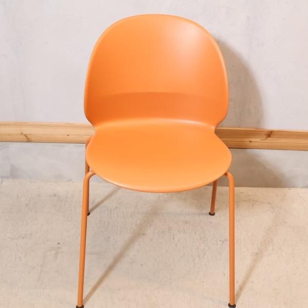 Fritz Hansen(フリッツハンセン)取扱い、日本のデザインオフィス Fritz Hansen(フリッツハンセン)取扱い、日本のデザインオフィス