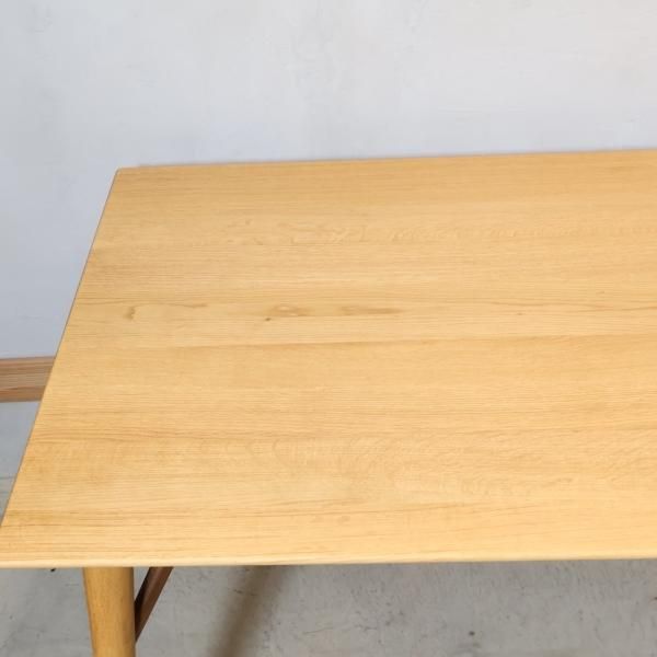 飛騨高山の家具メーカー日進木工(nissin)のWhite Wood(ホワイト 飛騨高山の家具メーカー日進木工(nissin)のWhite Wood(ホワイト