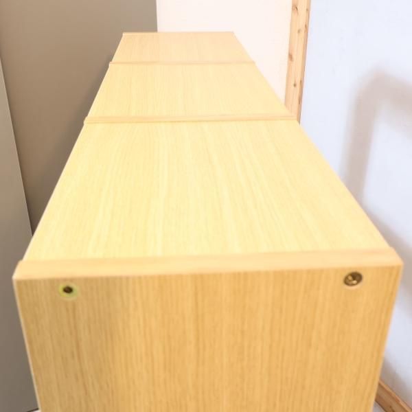 間仕切り収納としても使える4段×3列のオーク材 オープンシェルフ 間仕切り収納としても使える4段×3列のオーク材 オープンシェルフ