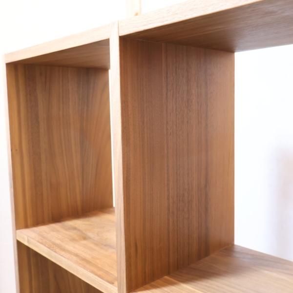 人気の無印良品(MUJI)のウォールナット材・3段・2列 人気の無印良品(MUJI)のウォールナット材・3段・2列