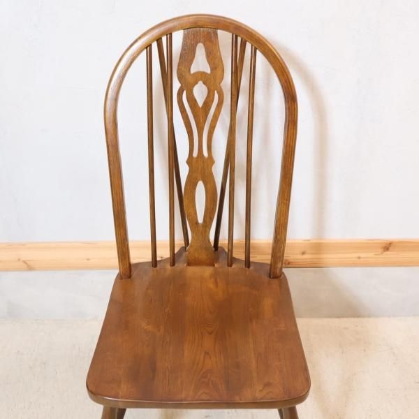 イギリス家具メーカーOld Charm(オールドチャーム)のオーク材 イギリス家具メーカーOld Charm(オールドチャーム)のオーク材