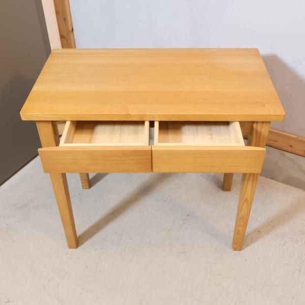 稀少なタモ材を使用した無印良品(MUJI)のパーソナルデスク 稀少なタモ材を使用した無印良品(MUJI)のパーソナルデスク
