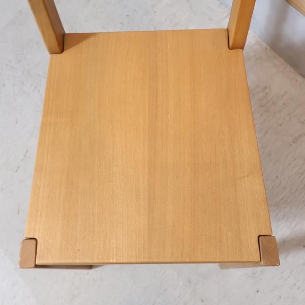 人気の無印良品(MUJI)のタモ無垢材を使用したダイニングチェアー